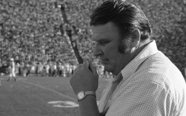 NFL Hall of Fame Coach and former Grays Harbor Choker John Madden dead at 85